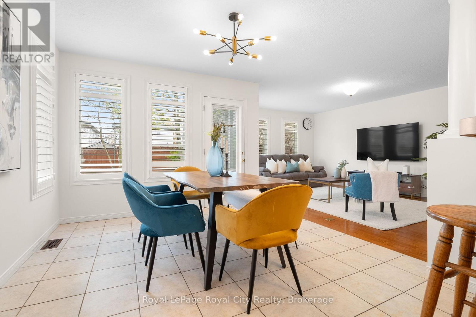 131 SWIFT CRESCENT - 10