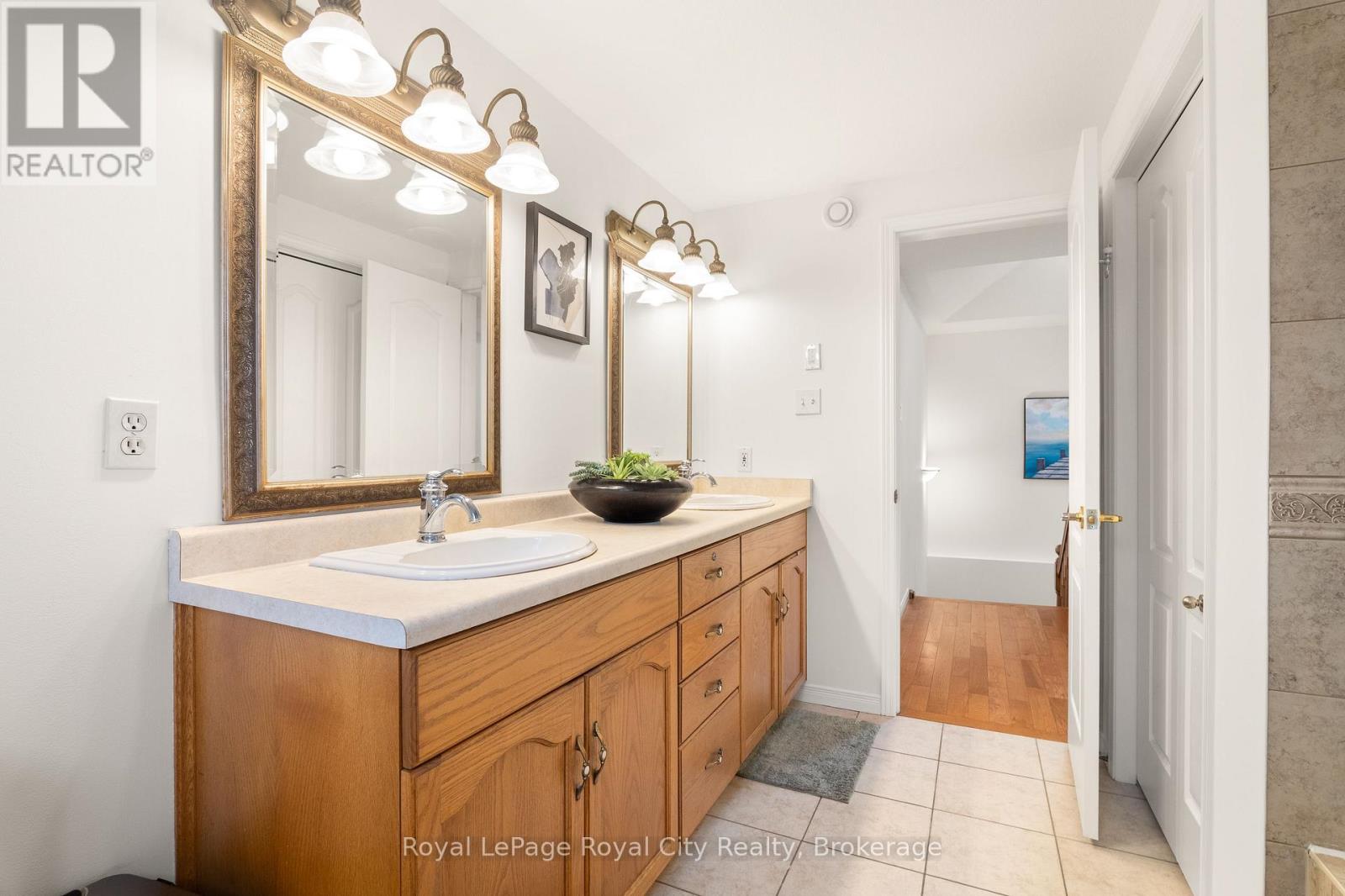 131 SWIFT CRESCENT - 31
