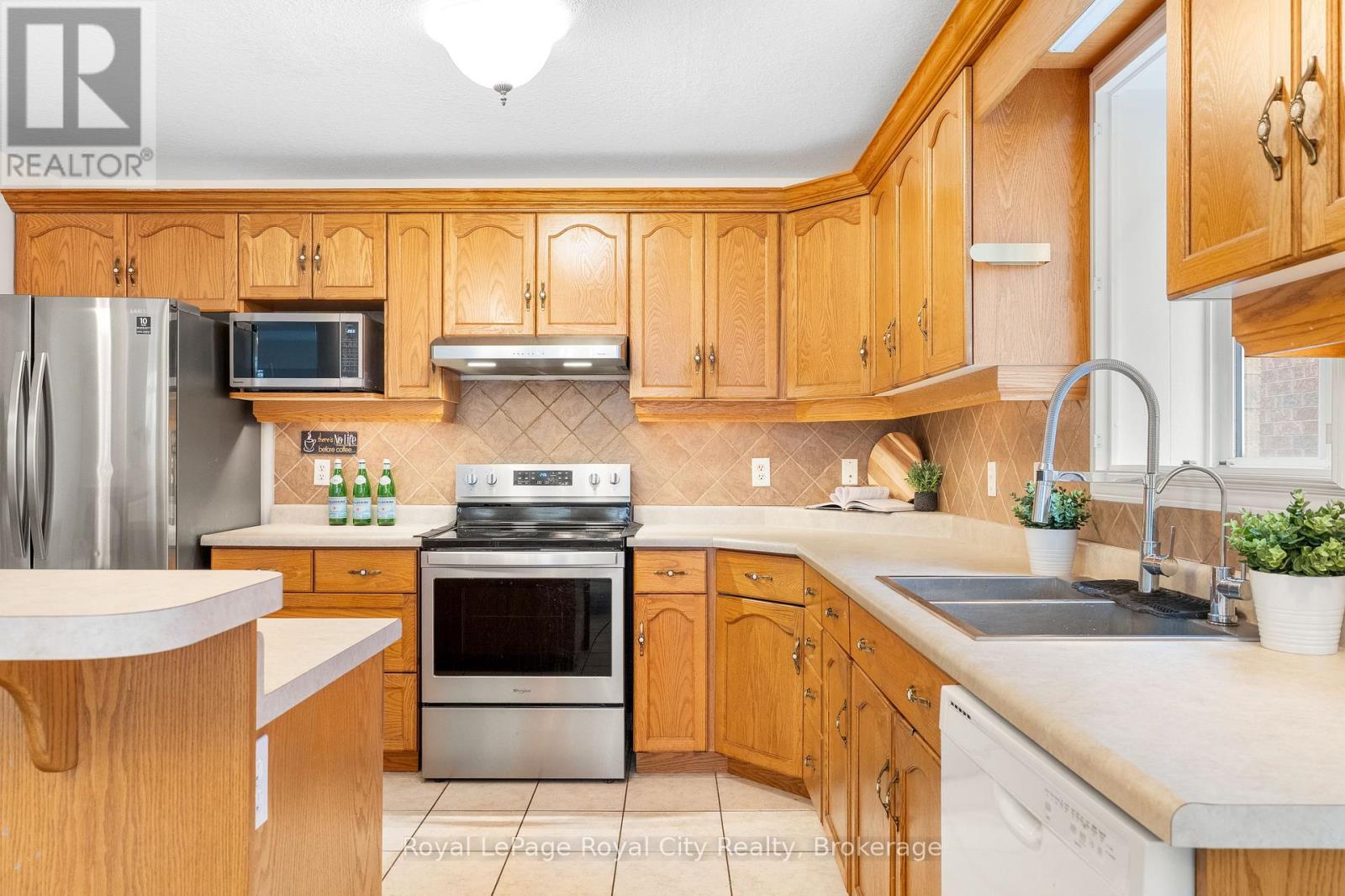 131 SWIFT CRESCENT - 8
