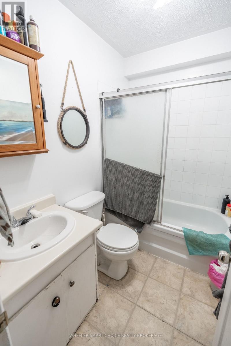 434-436 5TH STREET E - 13
