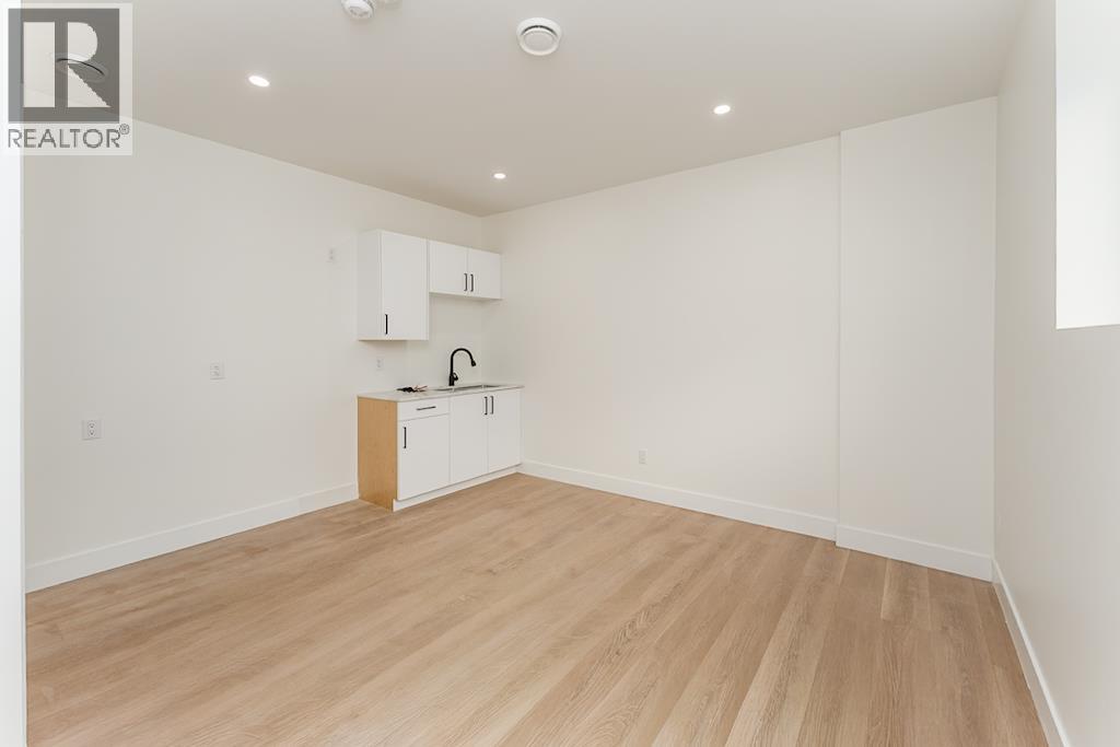 #1503 2395 ROWE STREET - 27