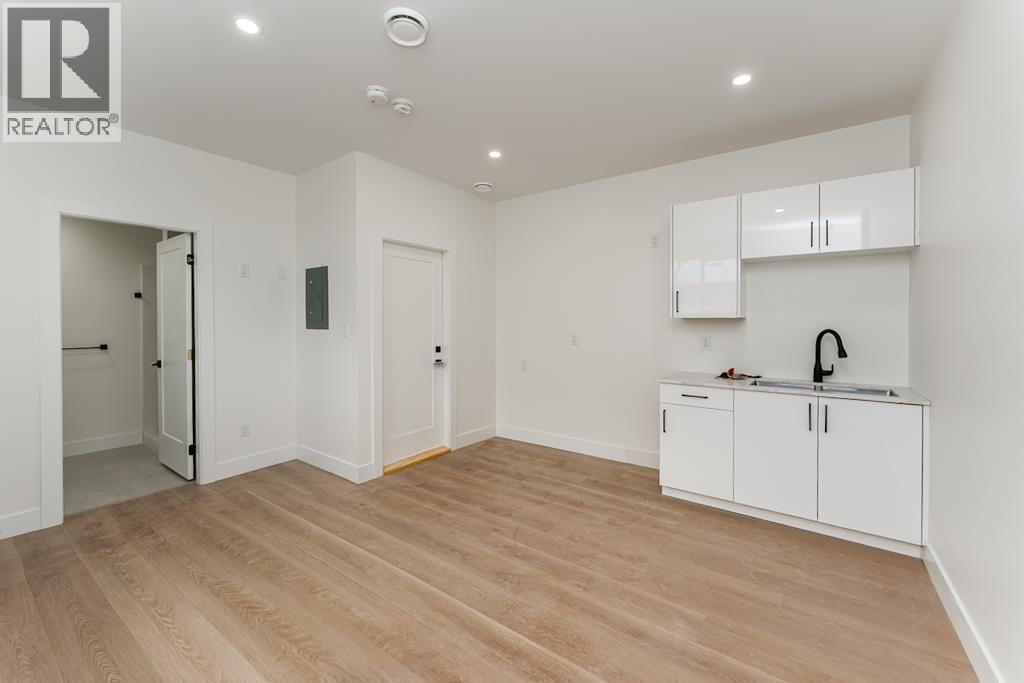 #1503 2395 ROWE STREET - 29