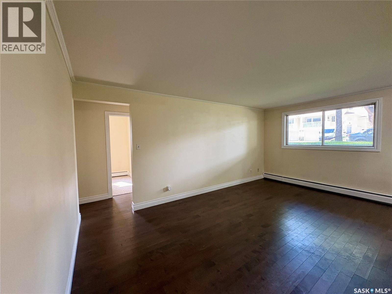 #102 920 9th STREET E - 13