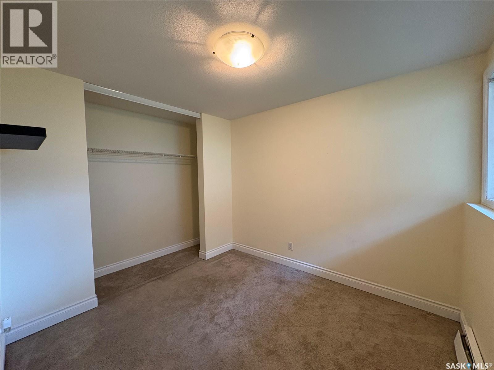 #102 920 9th STREET E - 16