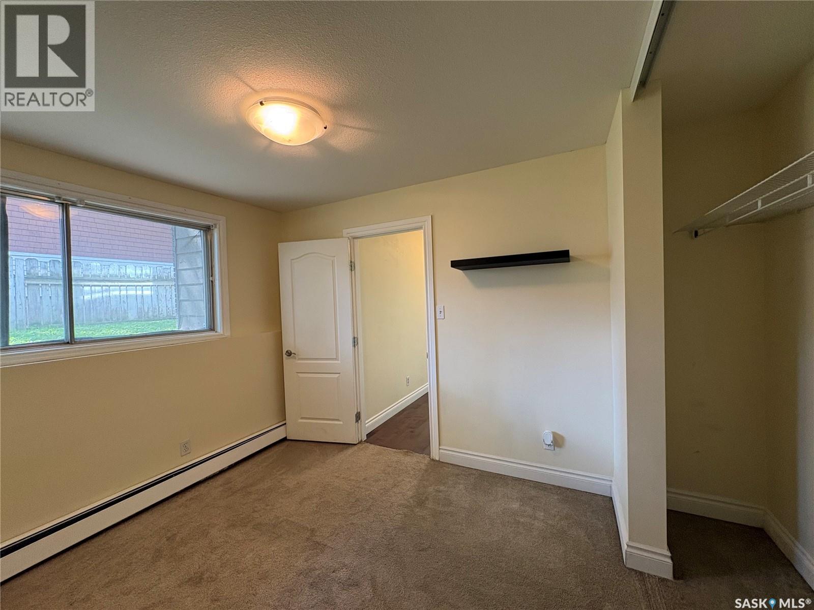 #102 920 9th STREET E - 17