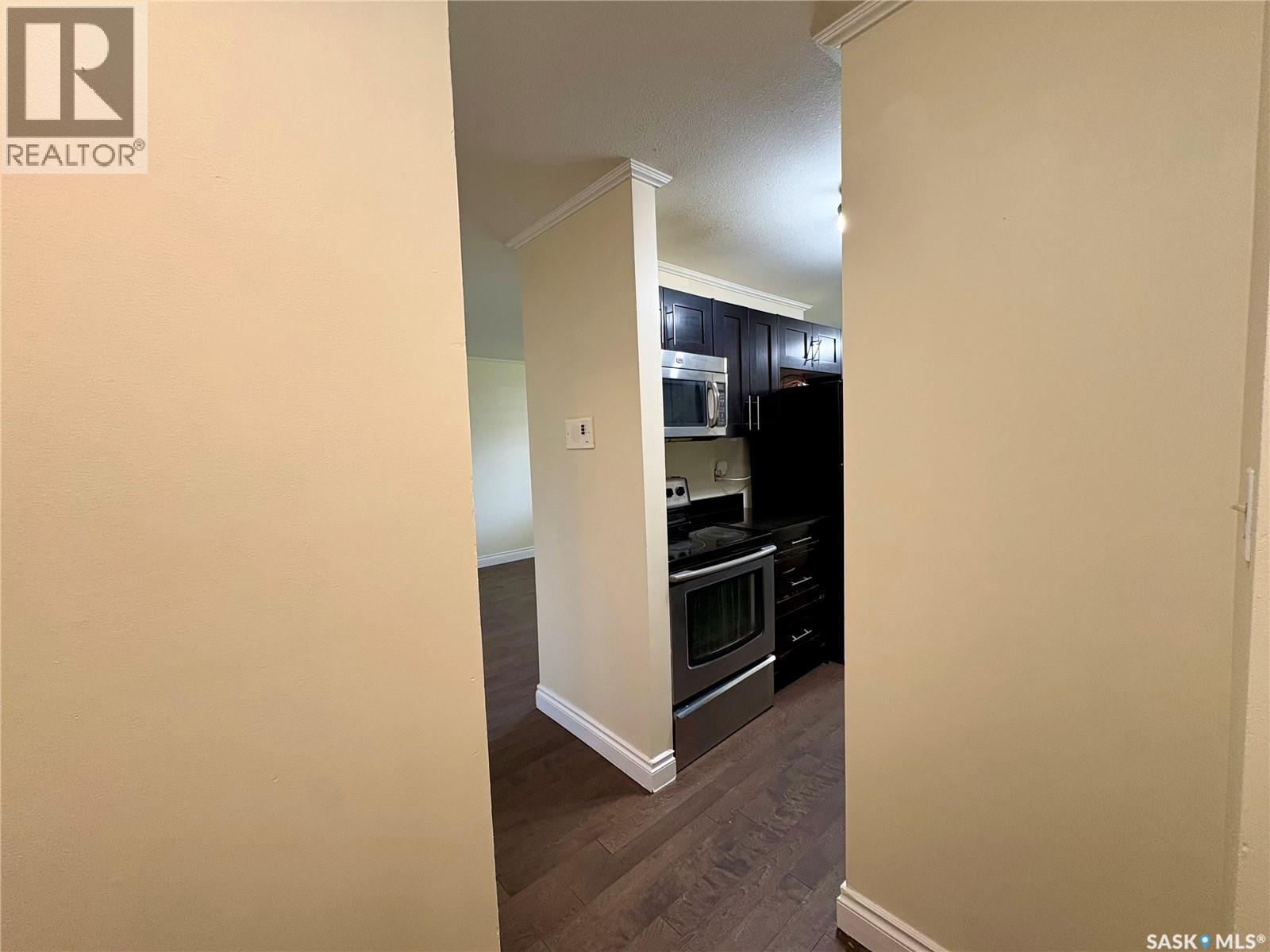 102 920 9th STREET E - photo 5