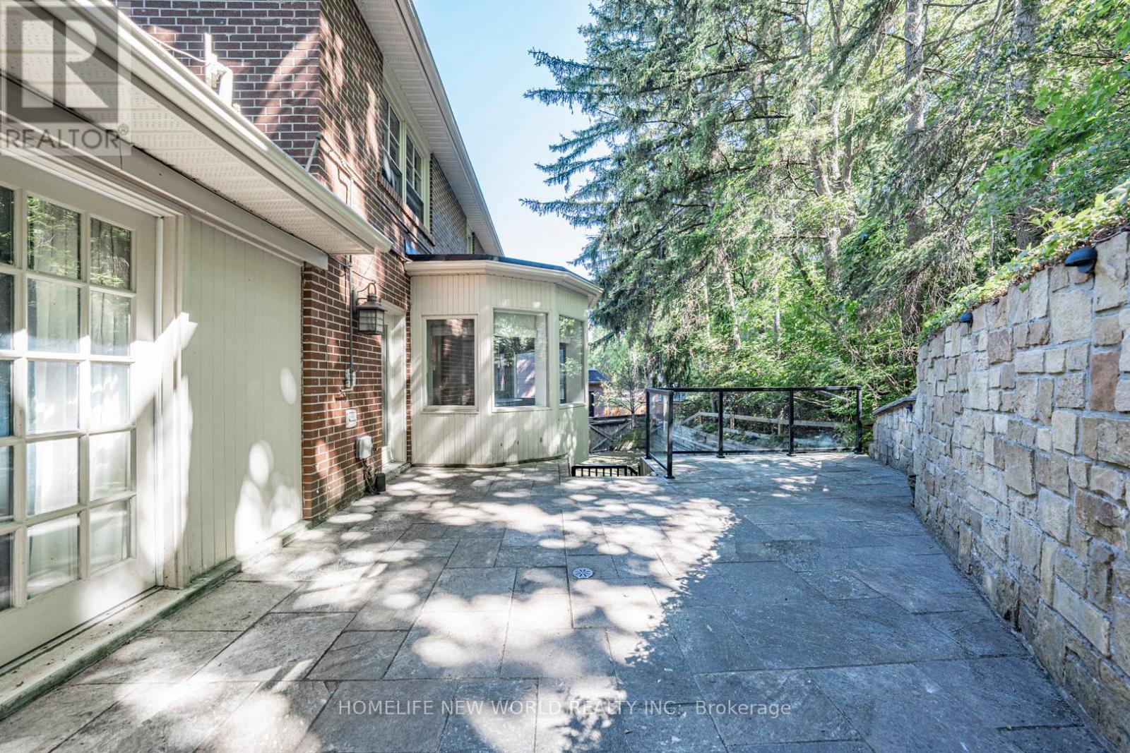 1 CAMPBELL CRESCENT - 26