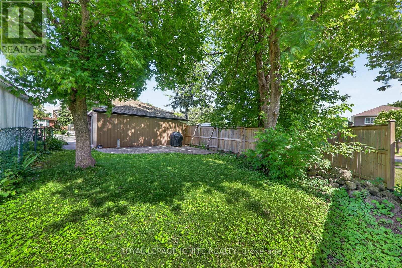 20 ALANBURY CRESCENT - 29