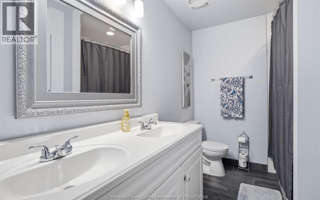 1732 Belle River ROAD - 31