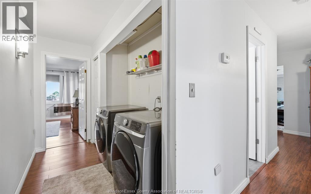 1732 Belle River ROAD - 32