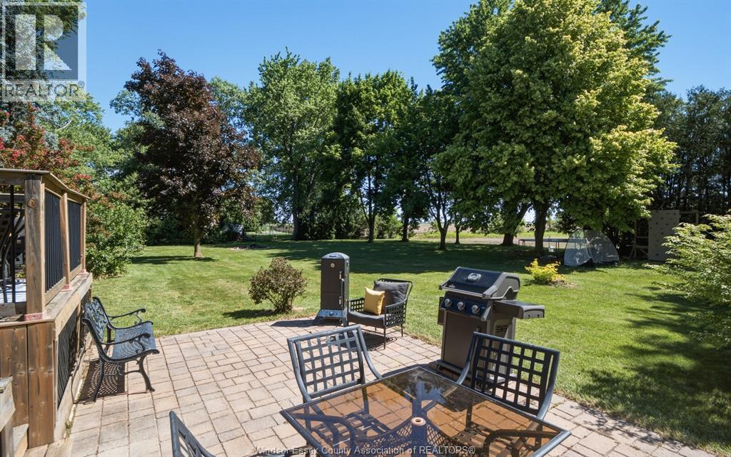 1732 Belle River ROAD - 36