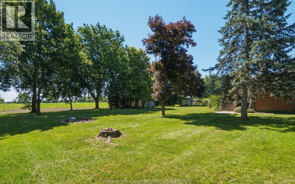1732 Belle River ROAD - 43