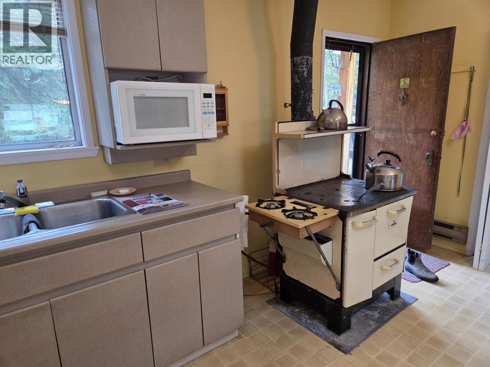 7547 EDALL BAY ROAD - 13