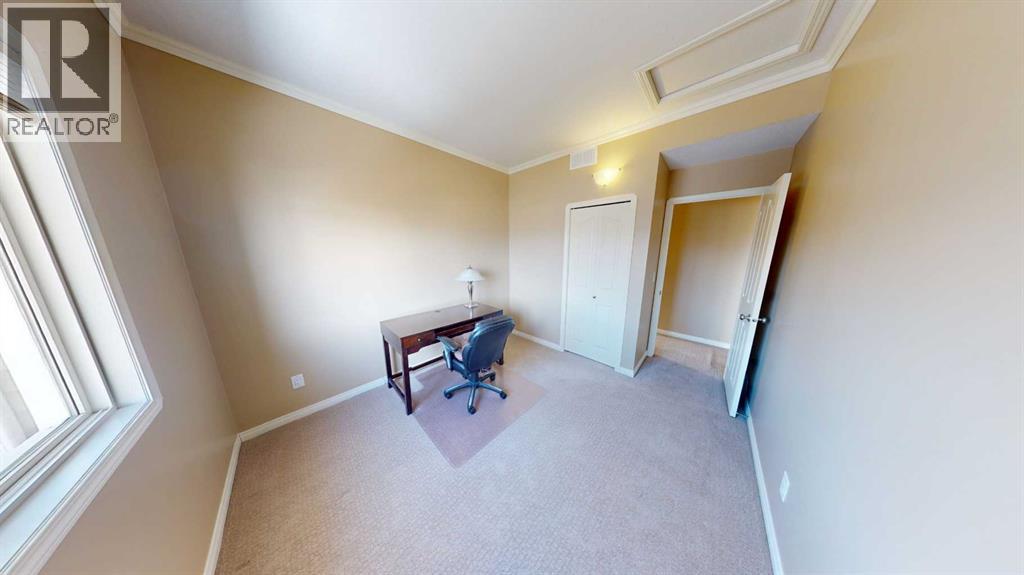8640 103 Avenue - Photo 9