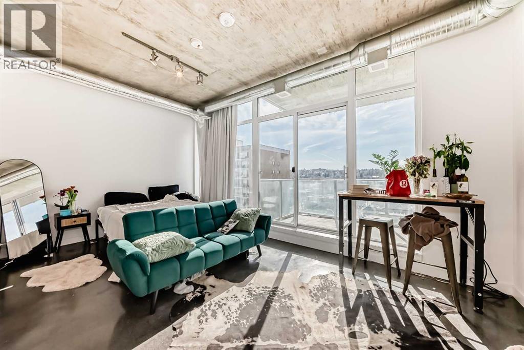 #906 1319 14 Avenue SW - 14