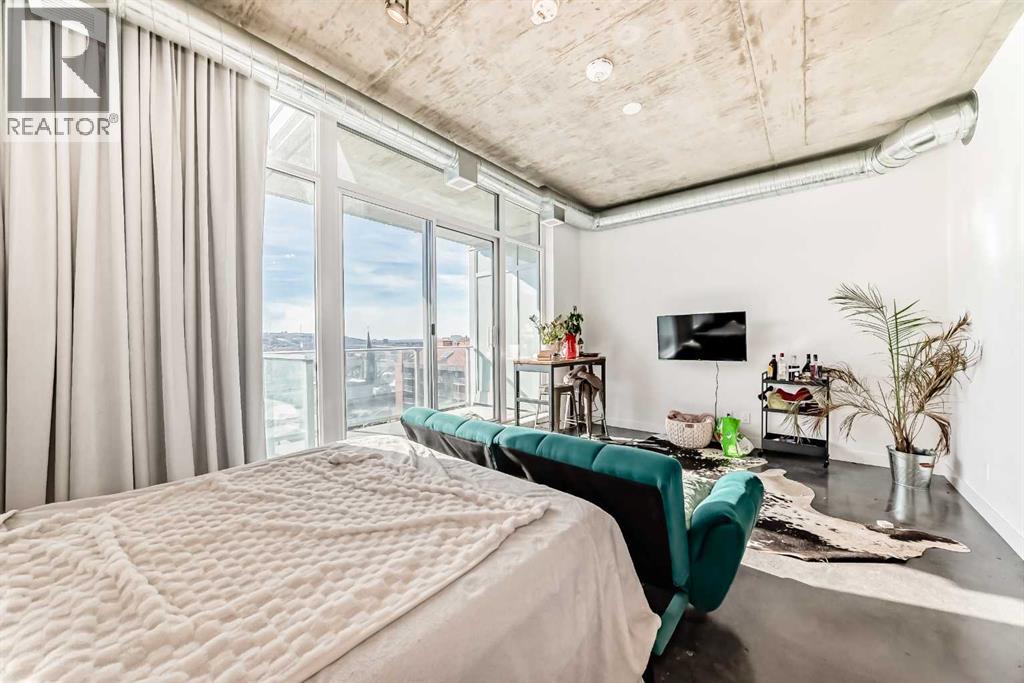 #906 1319 14 Avenue SW - 22