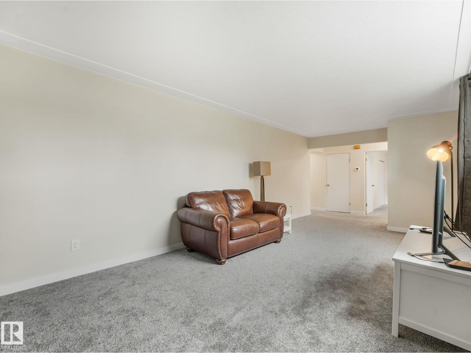 8604/8606 79 ST NW — photo 41