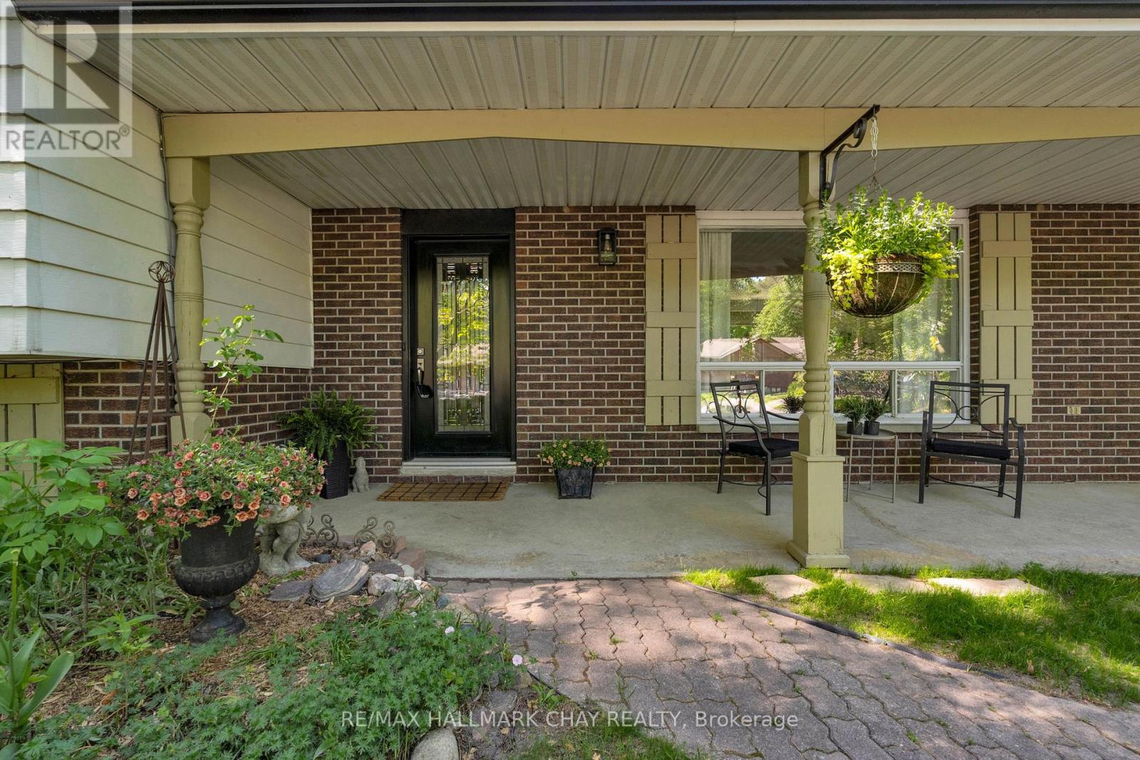 Covered Porch Entryway