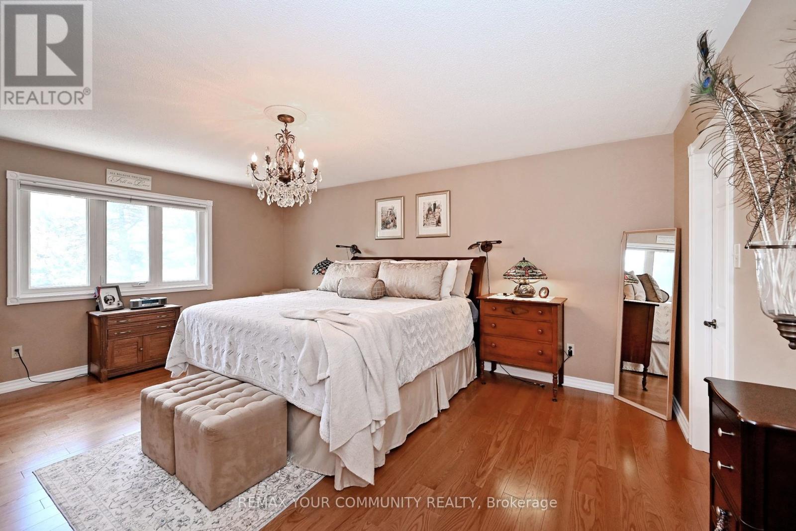 425 EASY STREET - 19