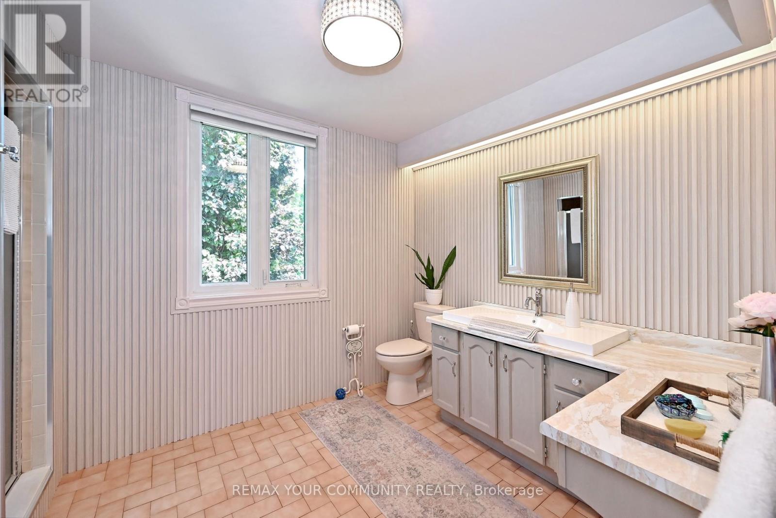 425 EASY STREET - 21