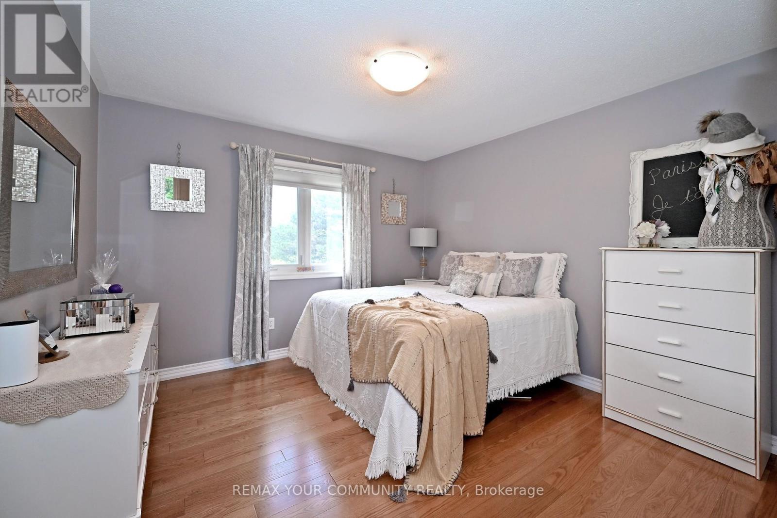 425 EASY STREET - 22