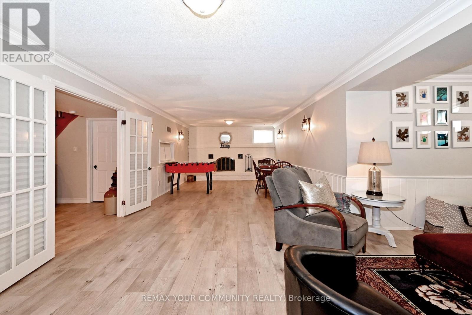 425 EASY STREET - 28