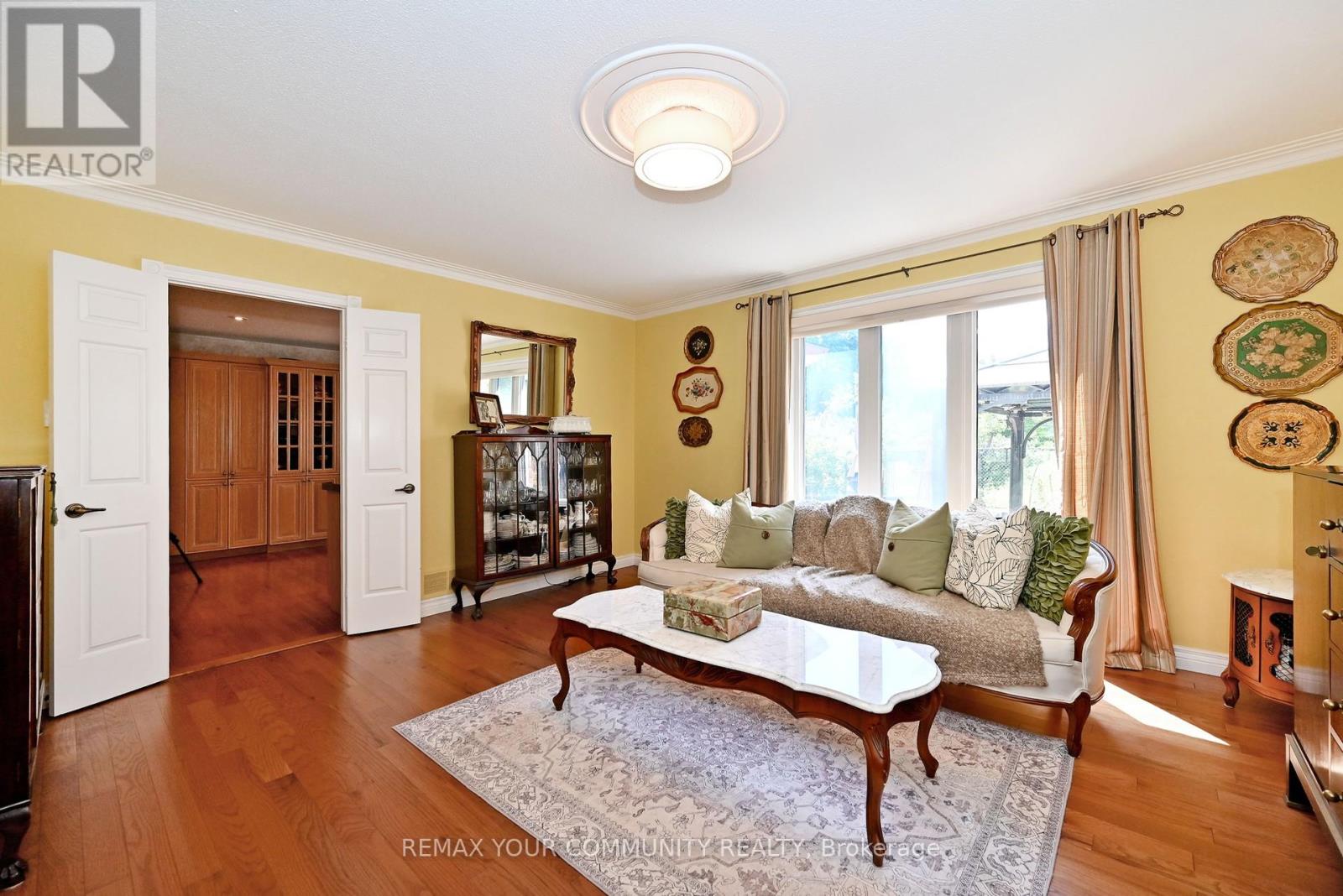425 EASY STREET - 8