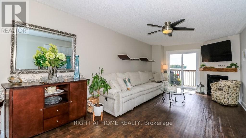 #201 43 OLIVE CRESCENT - 5