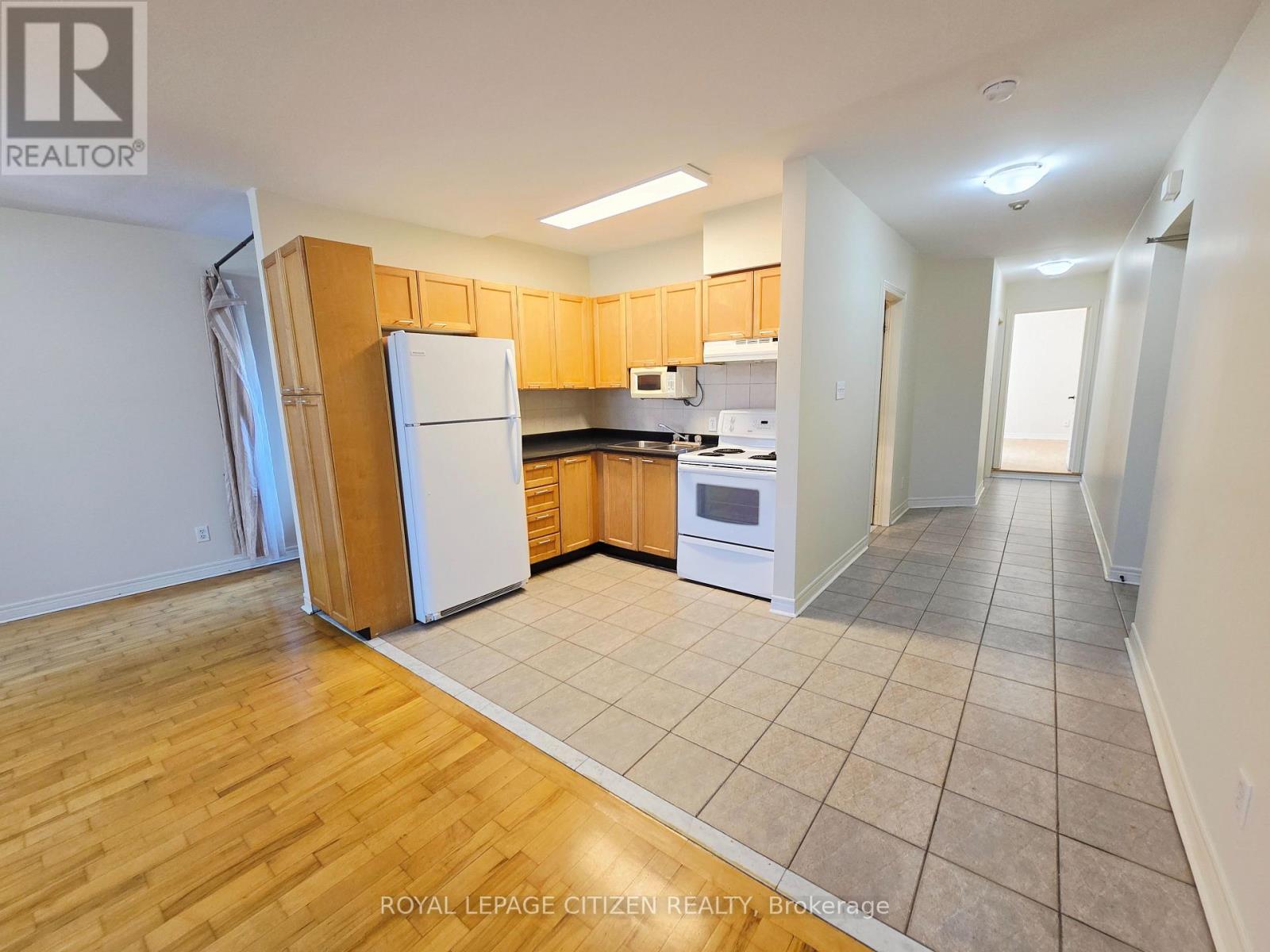 Photo of APT 2 - 5317 HIGHWAY 7