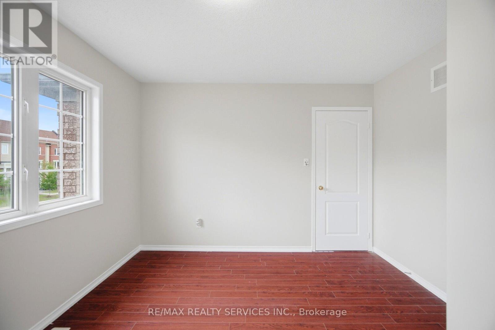 249 SUNNY MEADOW BOULEVARD - 32