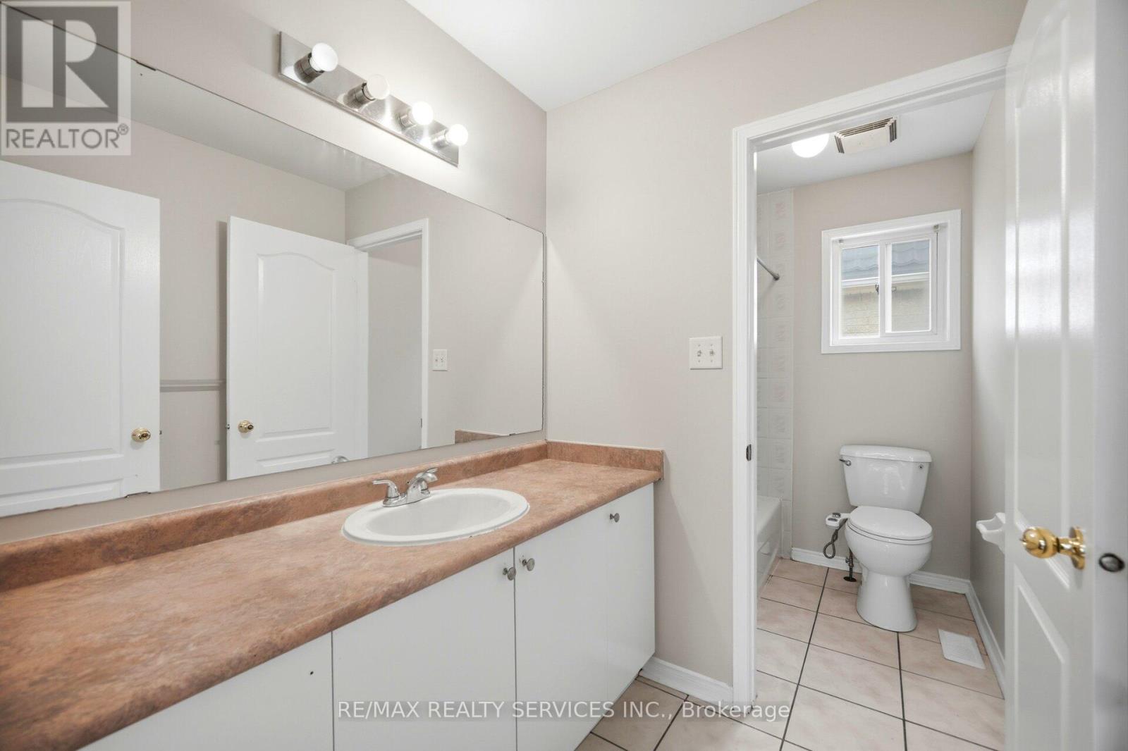 249 SUNNY MEADOW BOULEVARD - 33