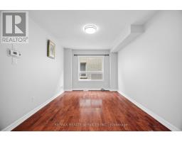 249 Sunny Meadow Boulevard, Brampton, ON L6R2Y4 Photo 10