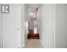 249 Sunny Meadow Boulevard, Brampton, ON L6R2Y4 Photo 8