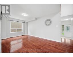 249 Sunny Meadow Boulevard, Brampton, ON L6R2Y4 Photo 9
