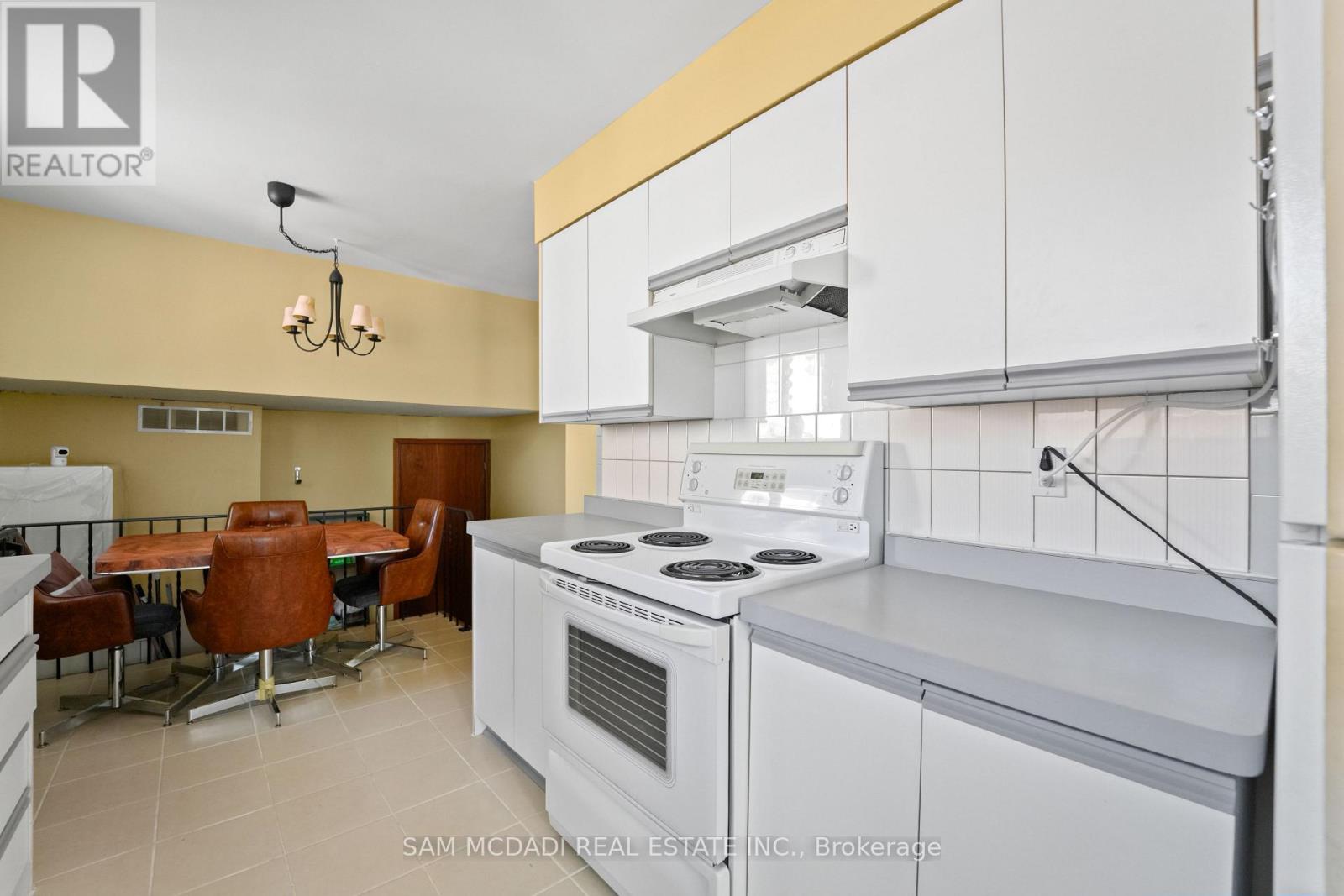 2644 ALTADENA COURT - 10