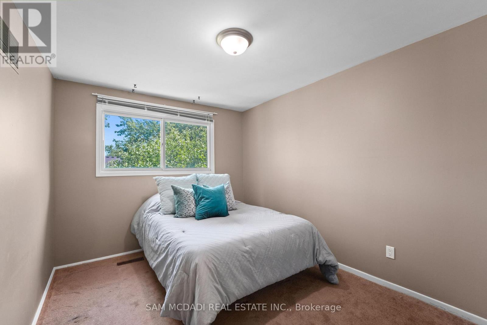 2644 ALTADENA COURT - 16