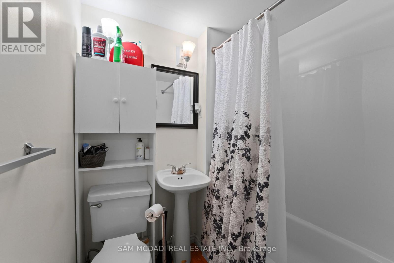 2644 ALTADENA COURT - 27