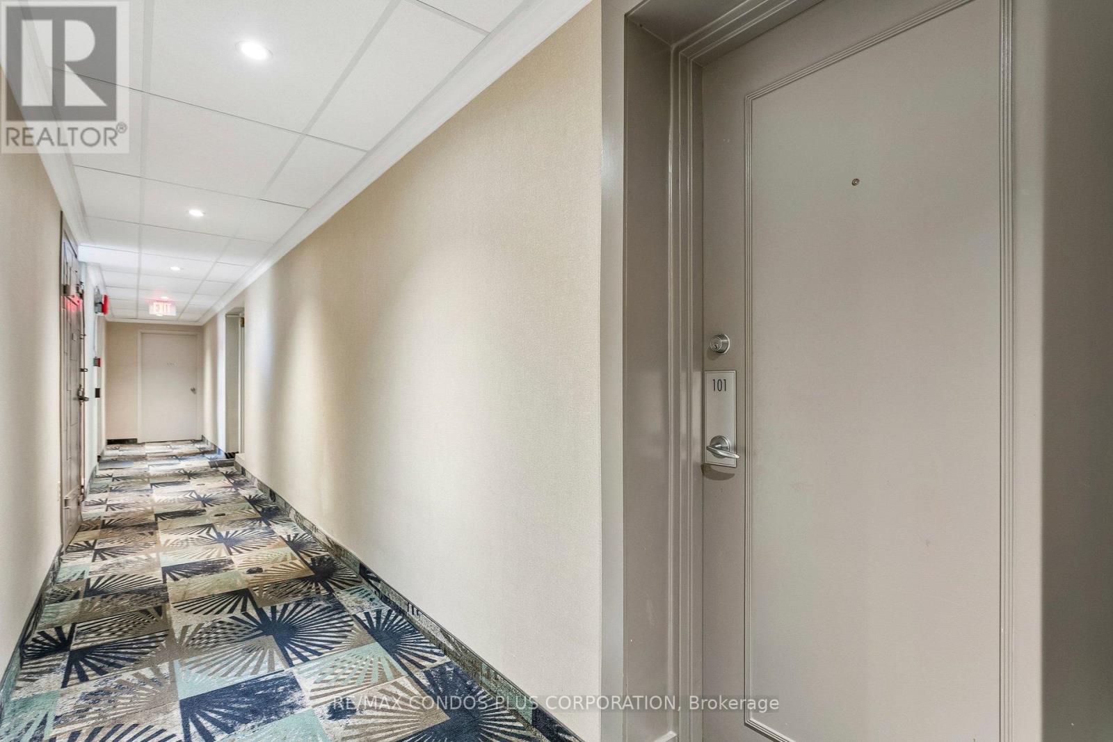 #101 185 STEPHEN DRIVE - 2