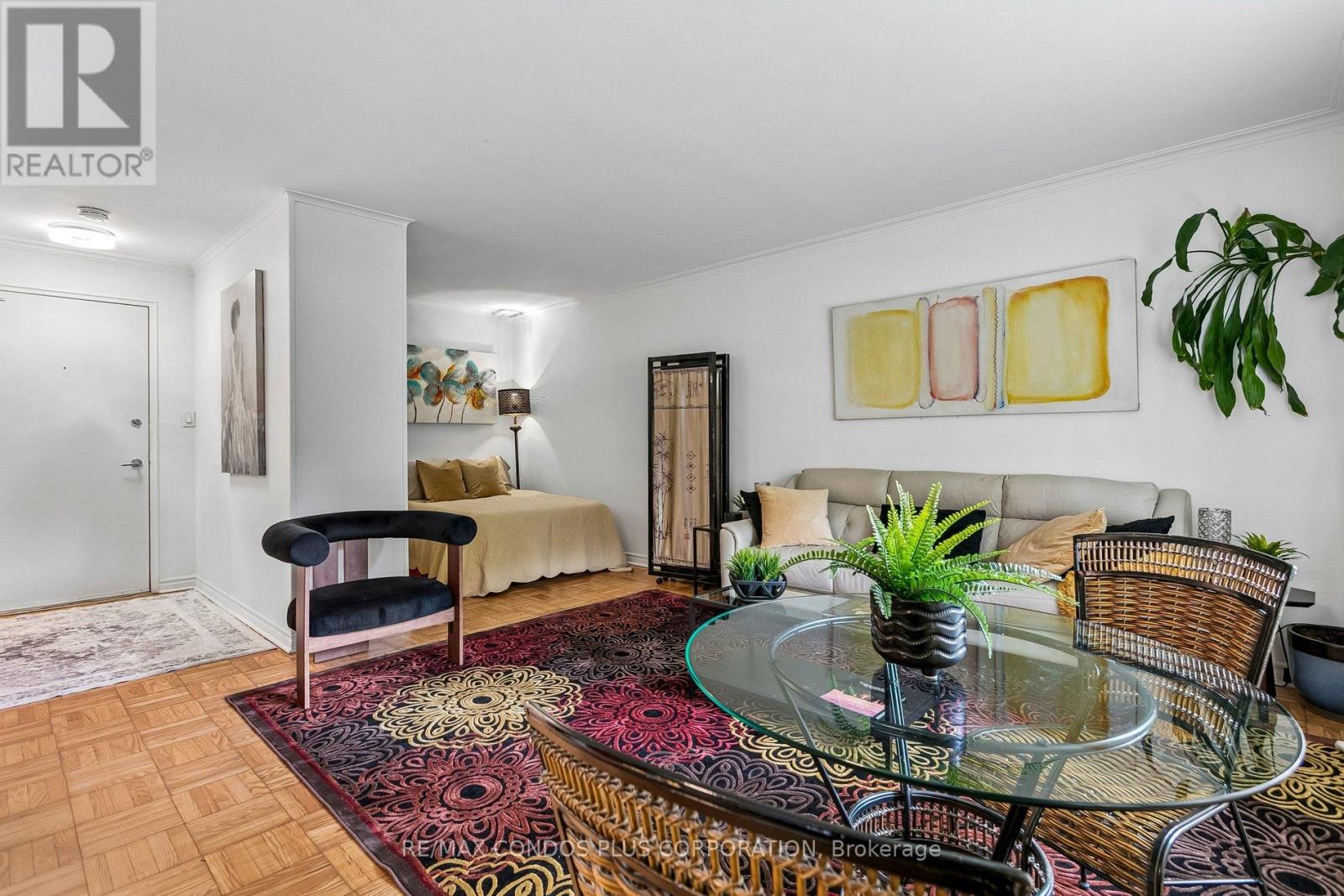#101 185 STEPHEN DRIVE - 24