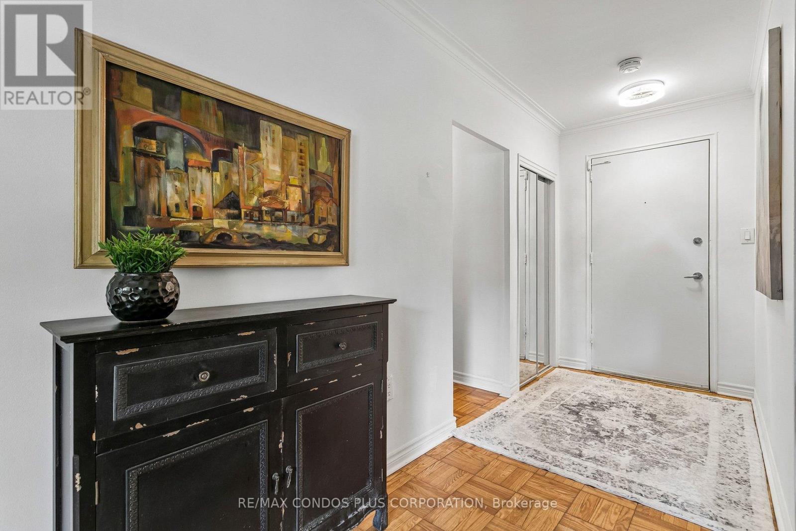 #101 185 STEPHEN DRIVE - 4