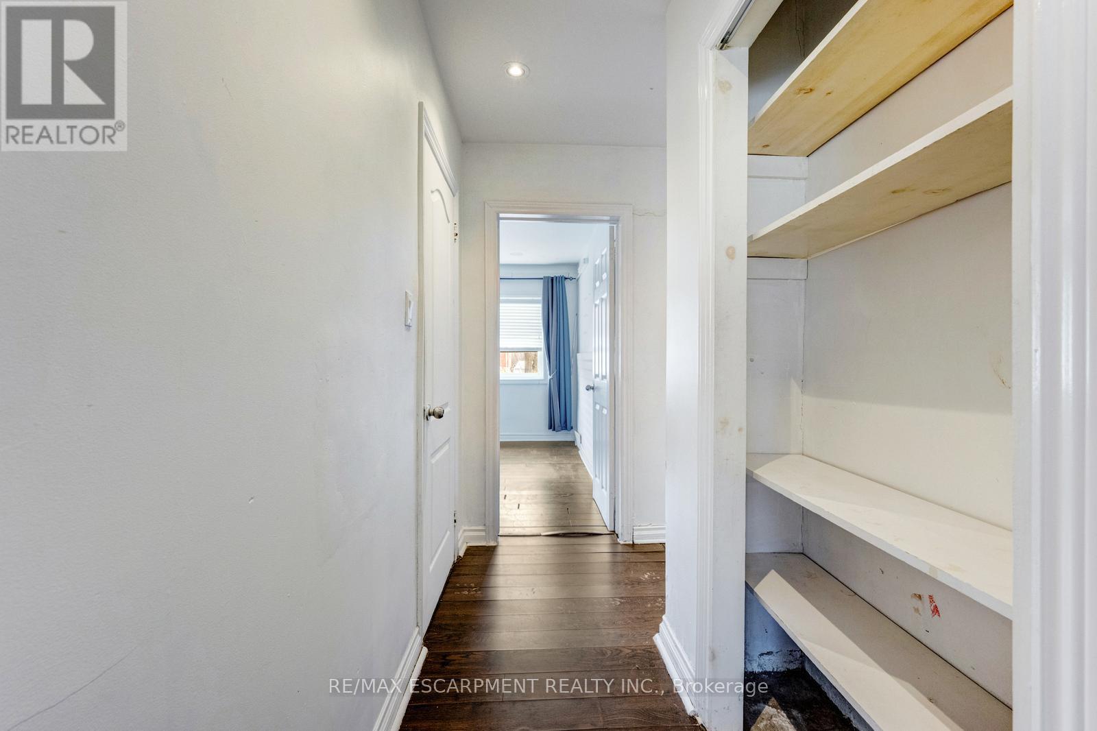 16 WOODWARD AVENUE - 20
