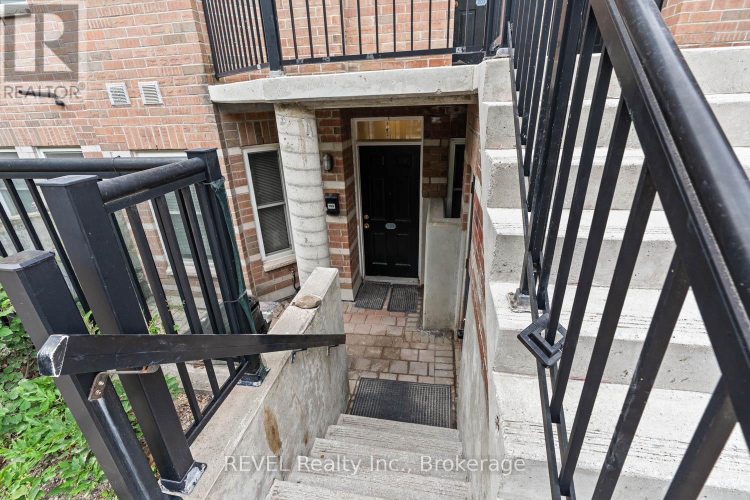 #199 760 LAWRENCE AVENUE W - 17