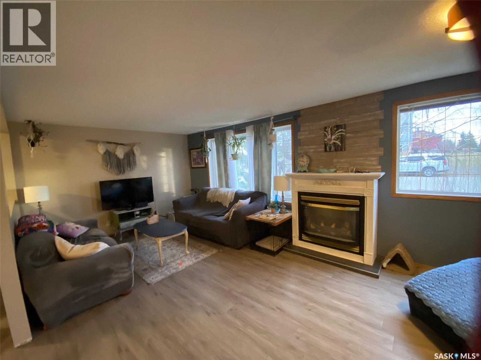 515 Springs Avenue - 7