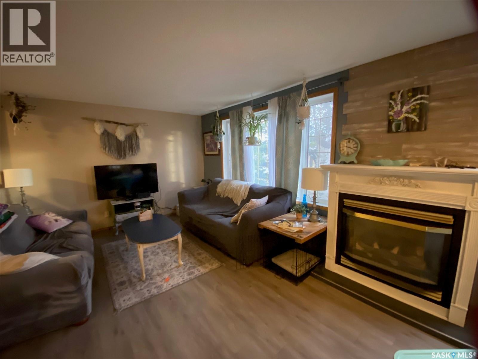515 Springs Avenue - 9
