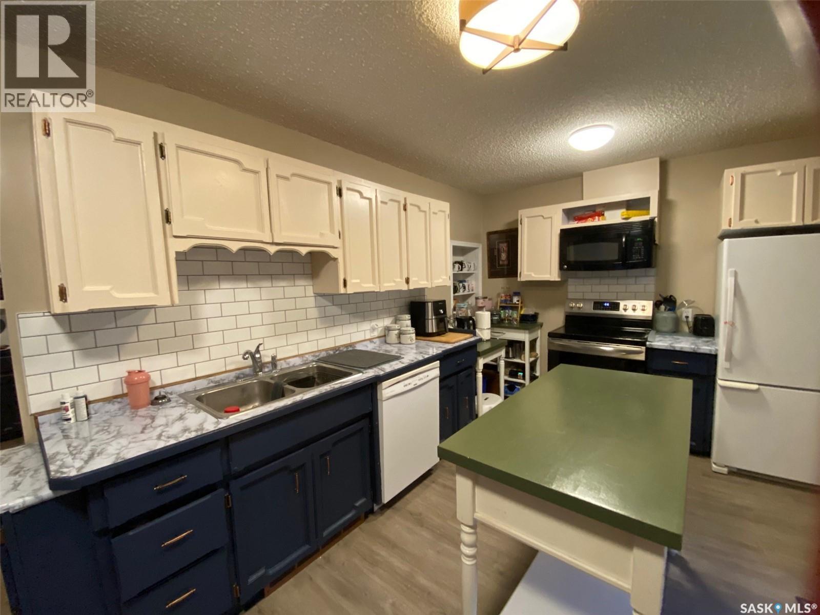 515 Springs Avenue - 15