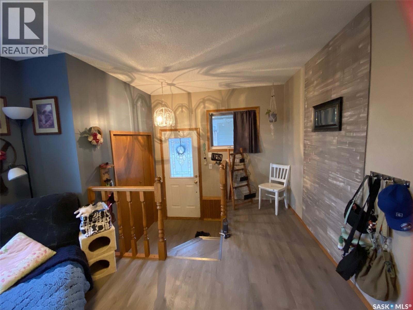 515 Springs Avenue - 5