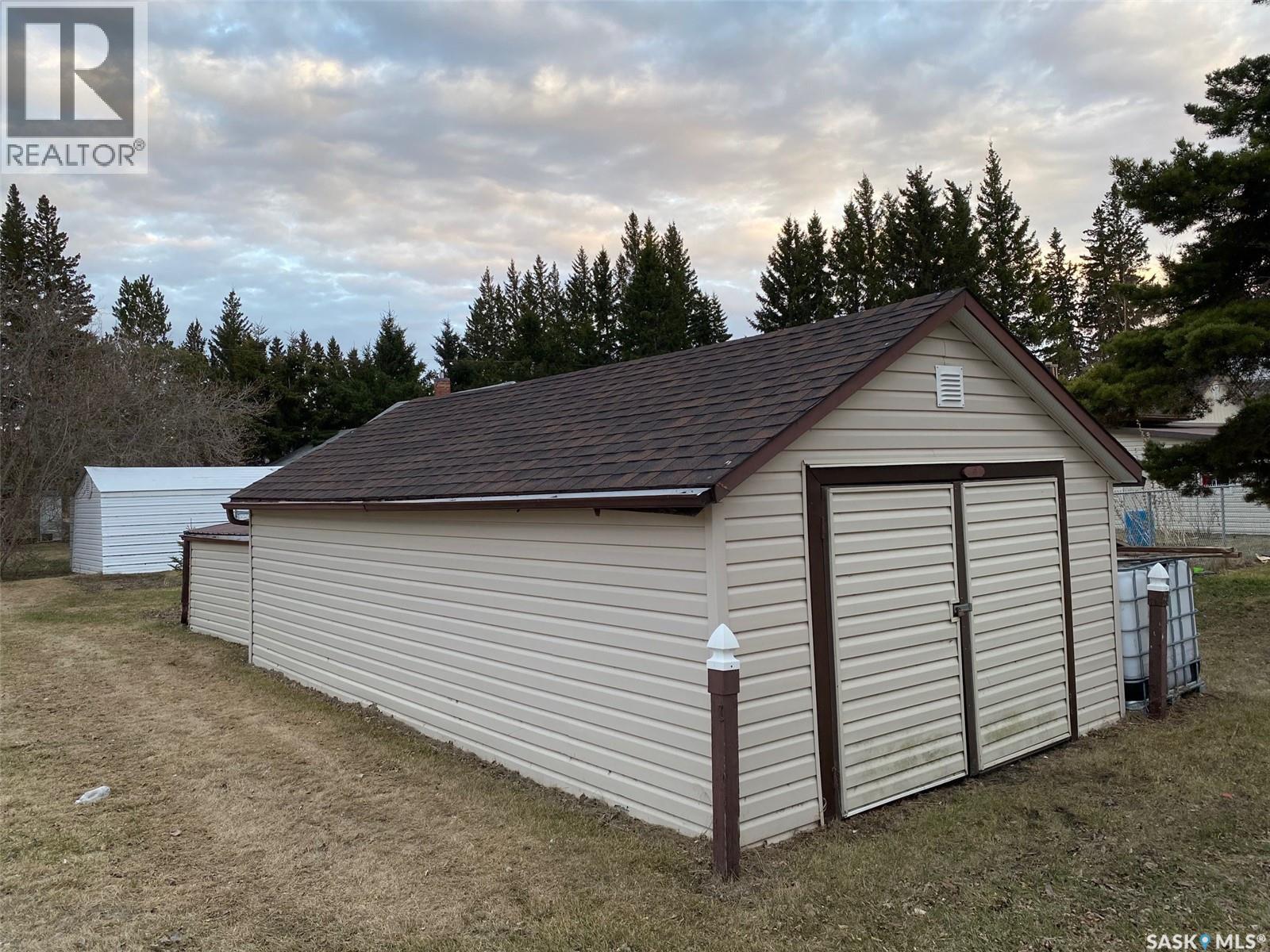 515 Springs Avenue - 40