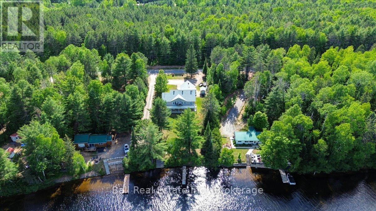 214A CENTRE ROAD - 1