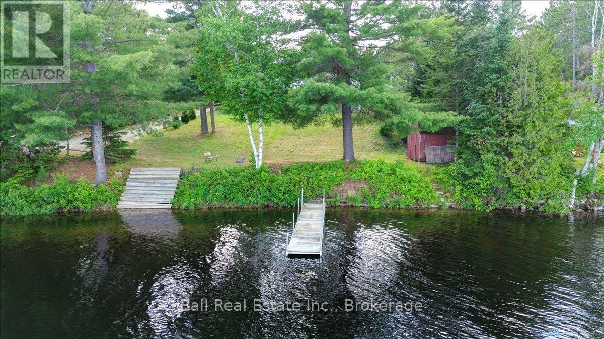 214A CENTRE ROAD - 10