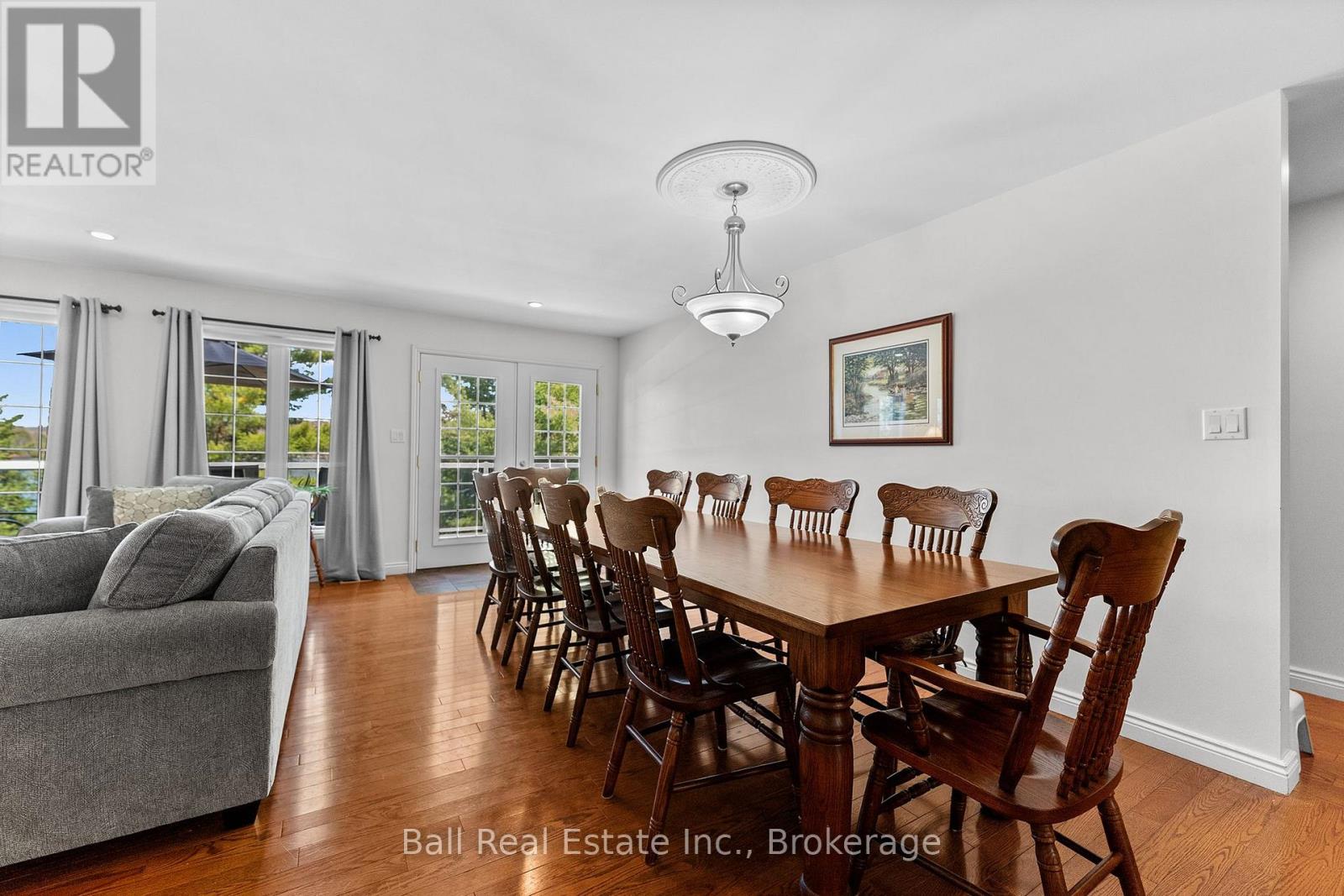 214A CENTRE ROAD - 19